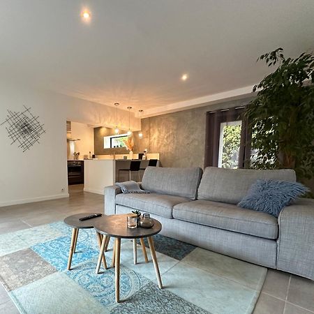 Maison Contemporaine Avec Piscine Privee Chauffee, Entre Plages Et Provence, Borne 11 Kw Istres Exterior foto