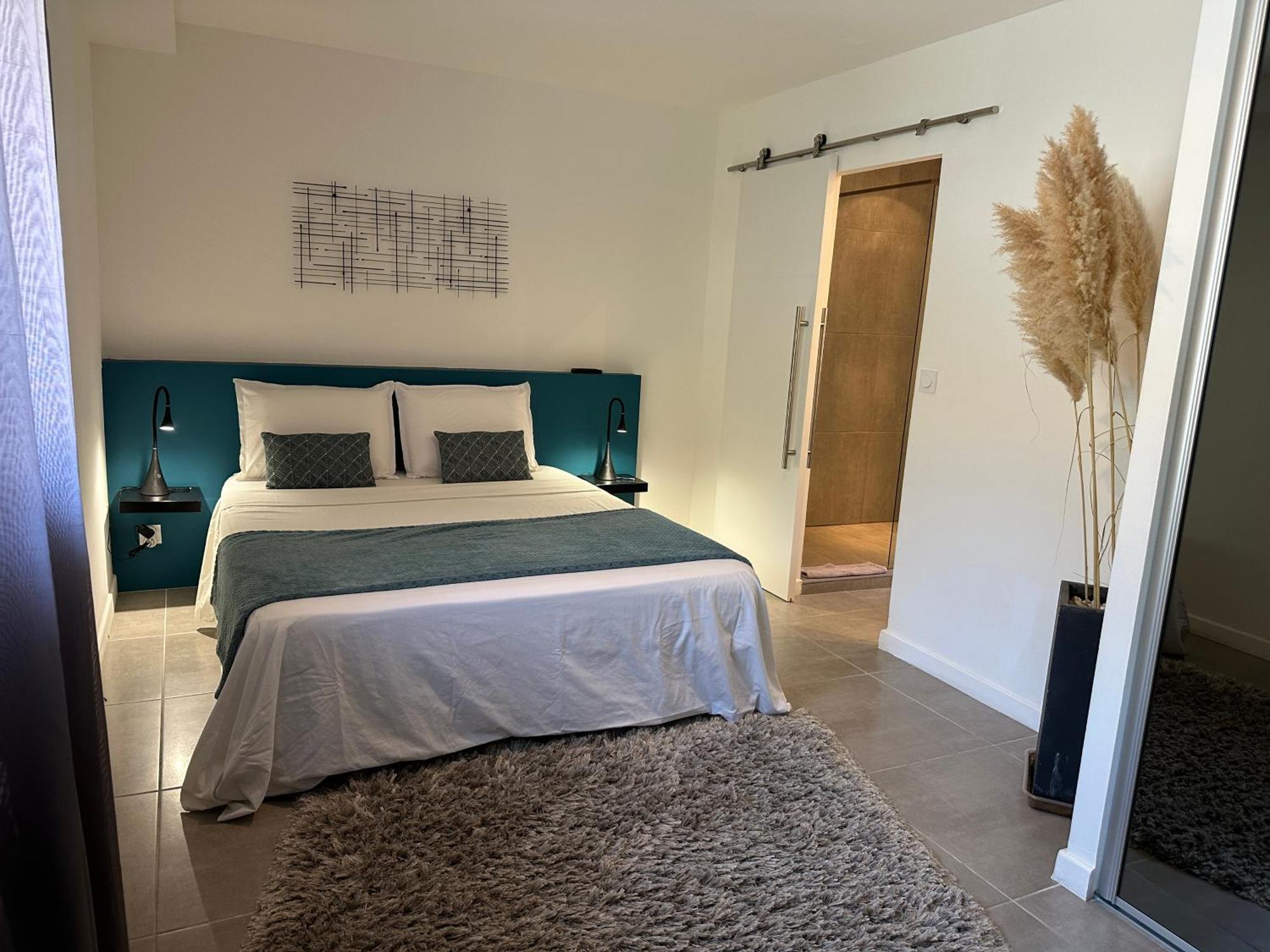 Maison Contemporaine Avec Piscine Privee Chauffee, Entre Plages Et Provence, Borne 11 Kw Istres Exterior foto